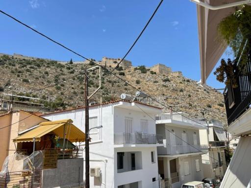 Under The Castle Apartment Nafplio Exterior photo
