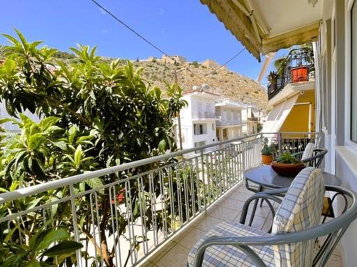 Under The Castle Apartment Nafplio Exterior photo